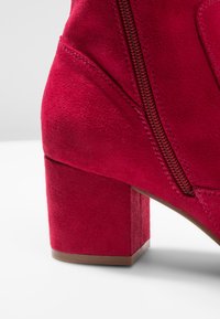Head over Heels by Dune Korte laarzen - red