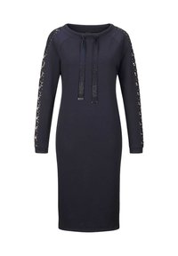 Marineblauwe jurk van zachte stof, met lange mouwen met decoratieve accenten en details van een trekkoord bij de hals.