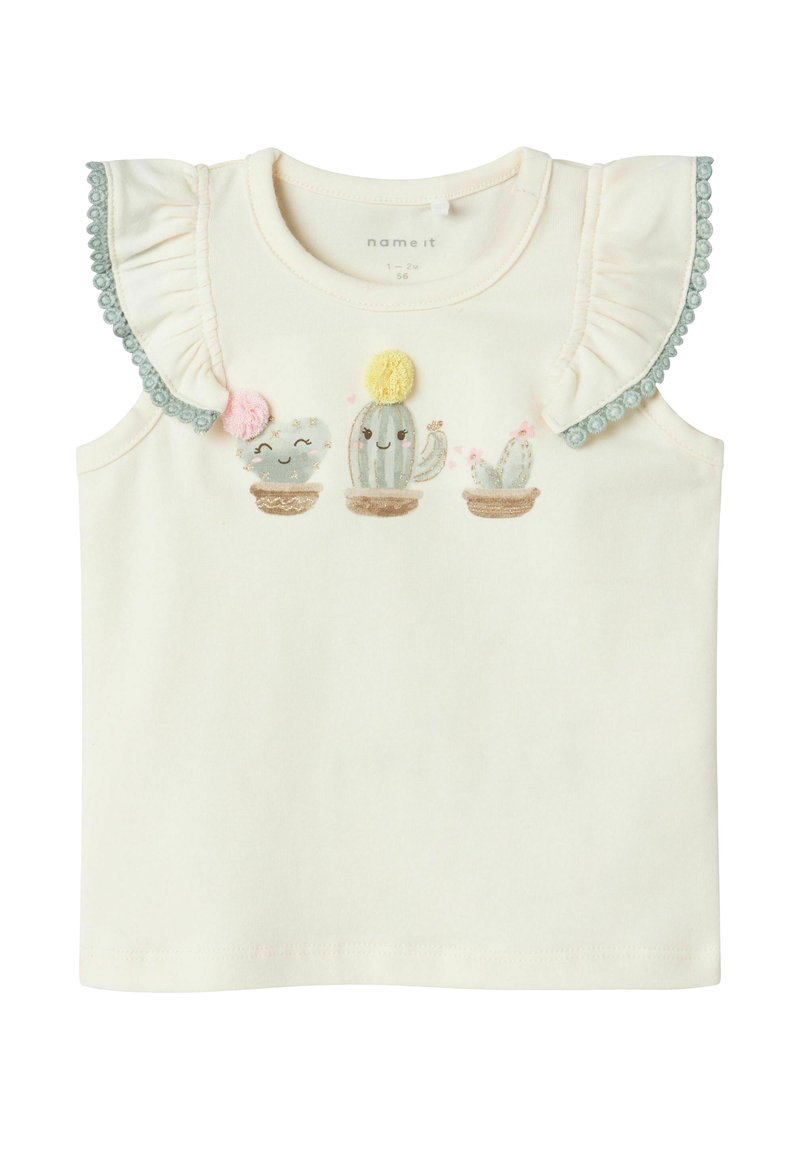 Biała bezrękawnikowa bluzka z falbankami na ramionach, z haftowanymi kaktusami w doniczkach, ozdobiona pastelowymi kolorami i teksturowymi detalami.