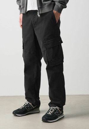 Next, RELAXED FIT - STRETCH UTILITY CARGO TROUSERS - Cargo trousers - black