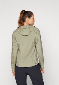 Peak Performance VISLIGHT ALPHA JACKET - Hardshell-jakke - limit green