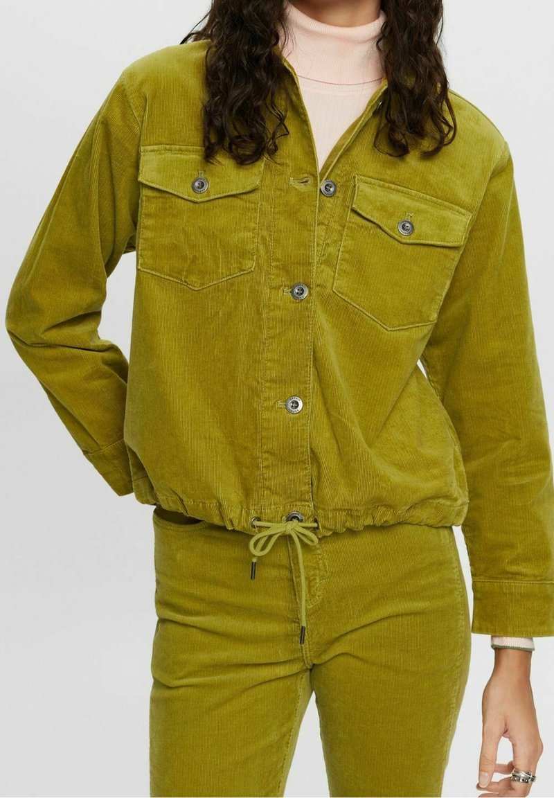 edc by Esprit Chaqueta fina - green