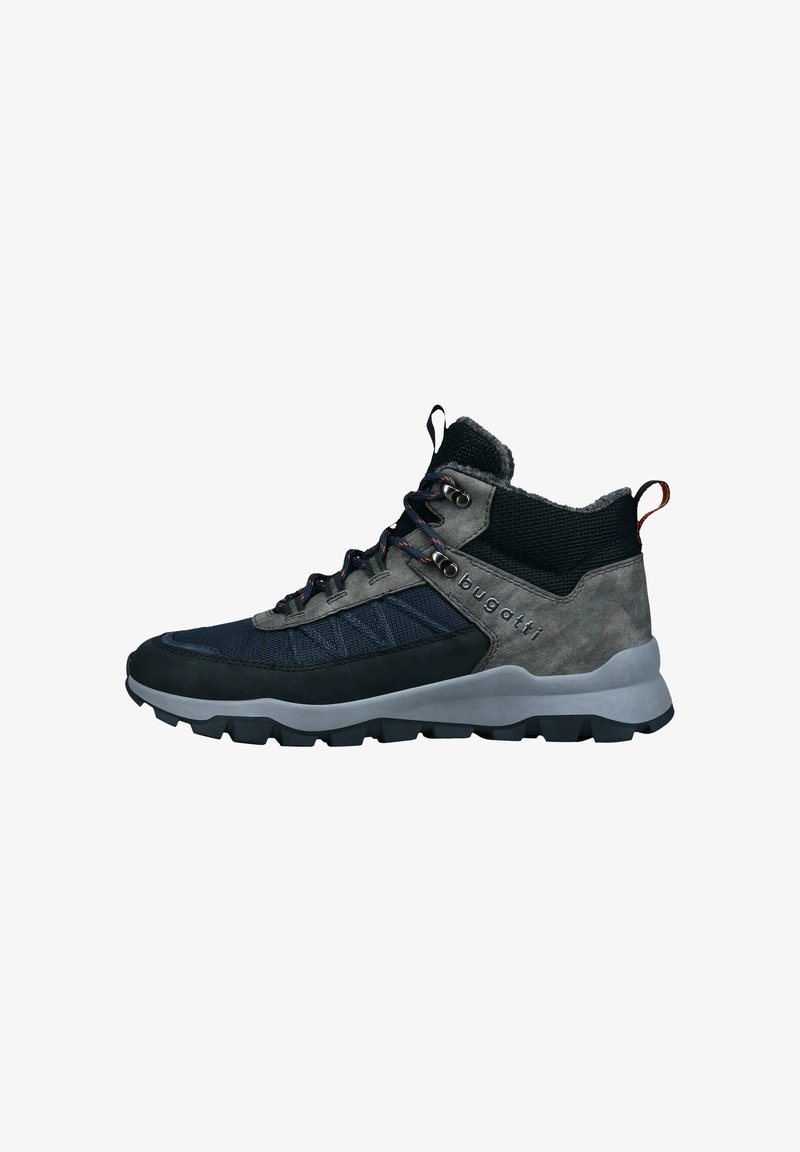 Wanderschuhe in Schwarz- und Grautönen mit einer strukturierten Oberseite, Schnürung und einer robusten Gummisohle mit Profil.