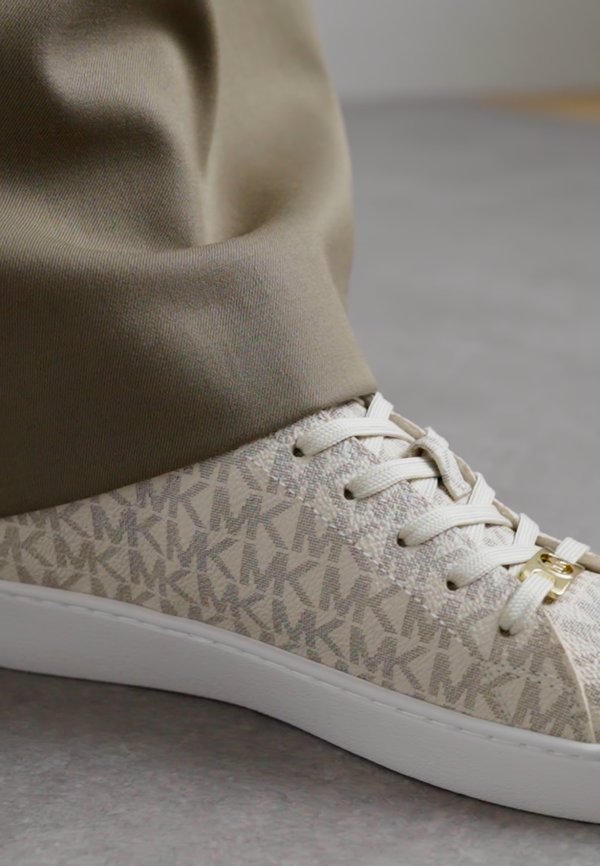 KEATON LACE UP - Trainers - vanilla2