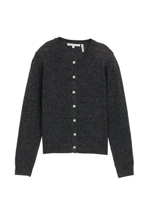 Cardigan tricoté gris foncé, à manches longues, avec un col rond et six boutons blancs sur le devant. Texture douce et design ajusté.