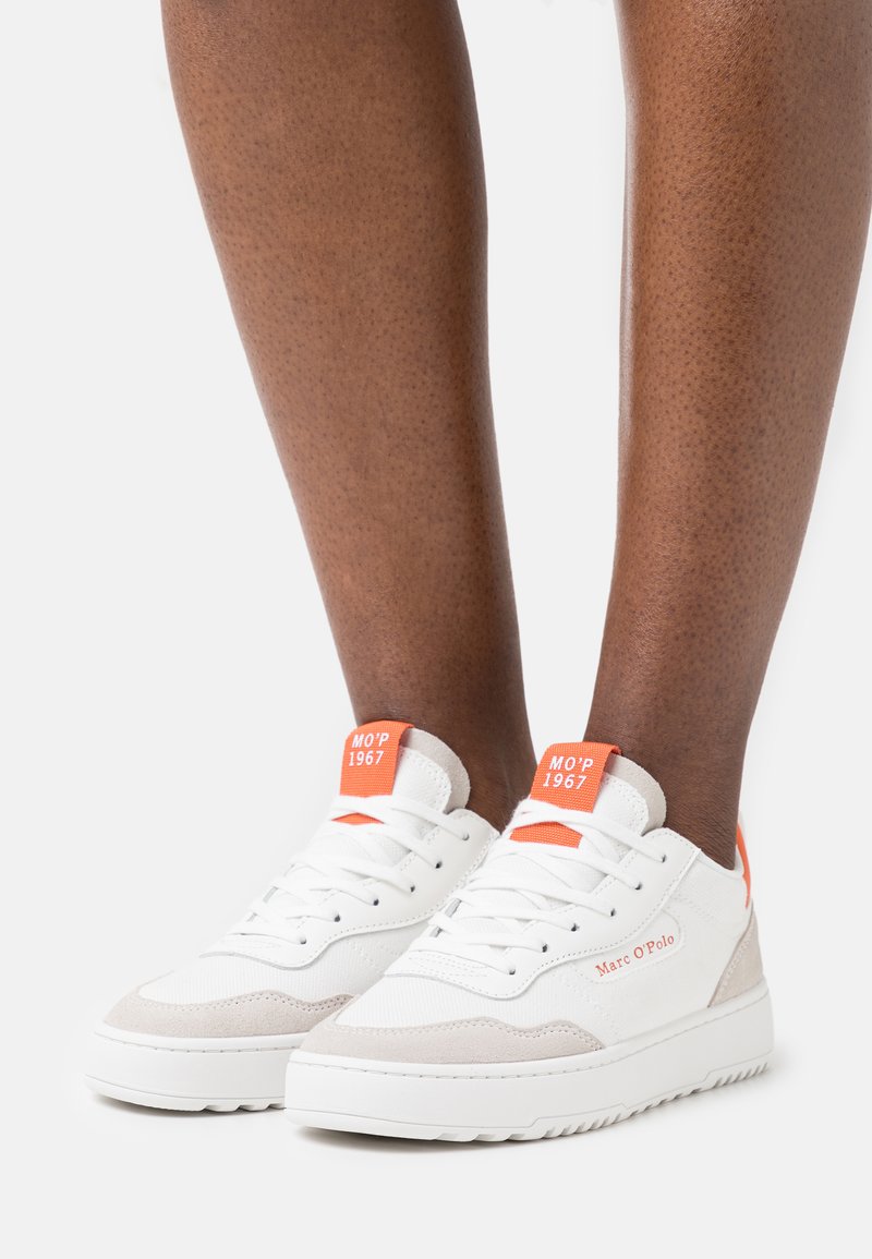 Marc O'Polo - CARLA 3D - Sneakers basse - white/orange, Ingrandire