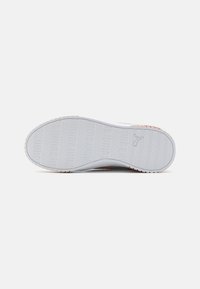 Puma CARINA 2.0 - Sportcipő - white/rose quartz/gold