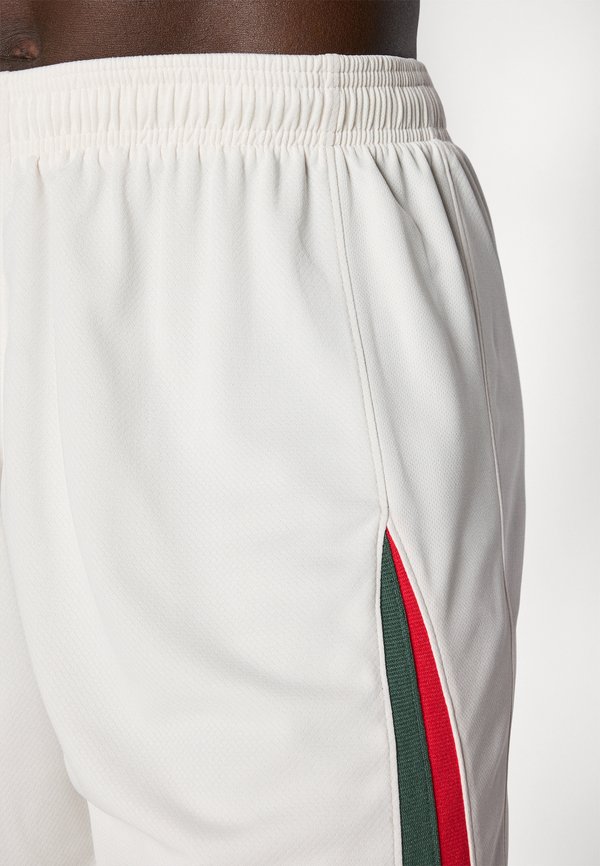 CFC SHORT AW - Club wear3