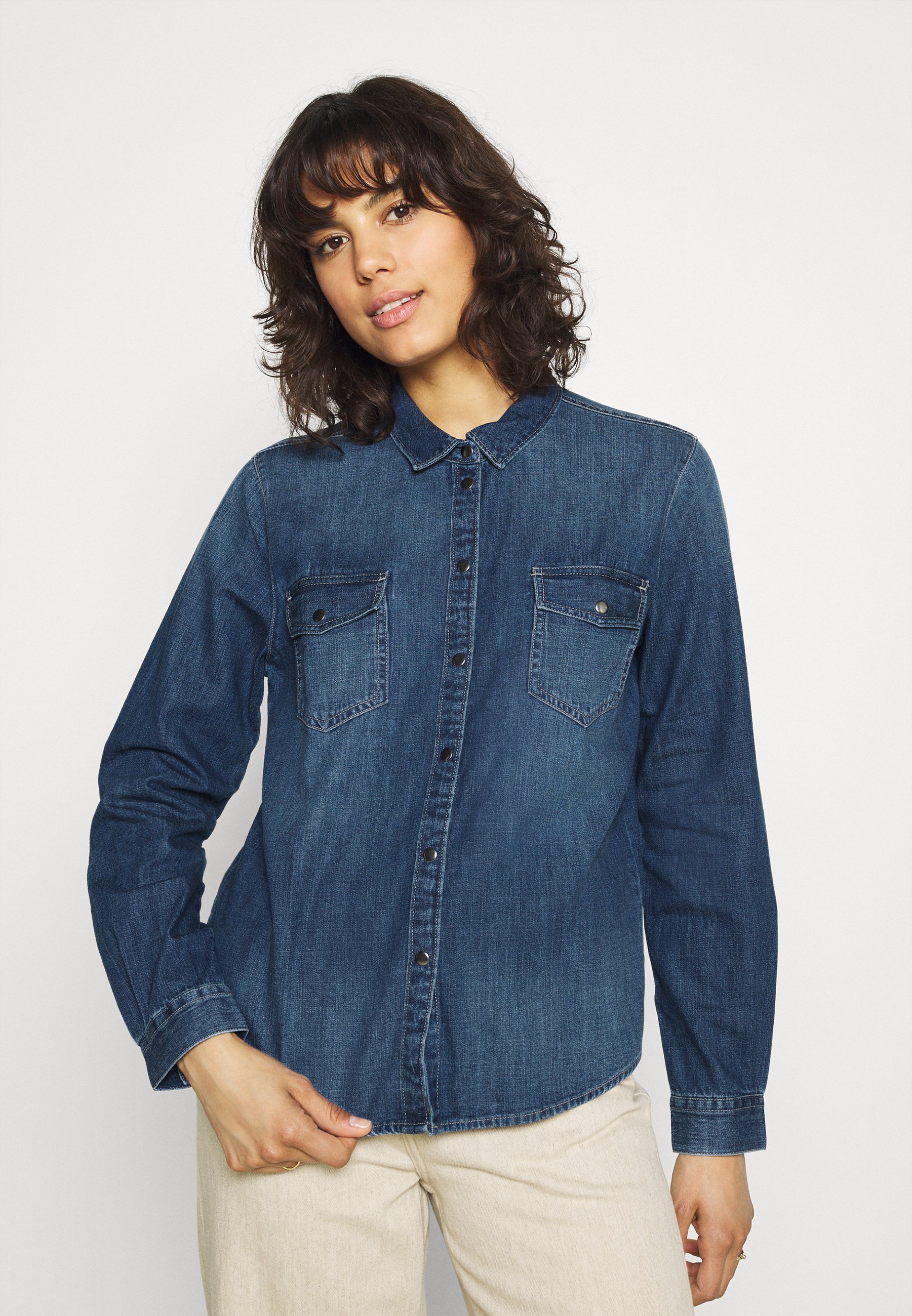 Women JDYSOLIMA LIFE SHIRT - Button-down blouse Women JDYSOLIMA LIFE SHIRT - Button-down blouse