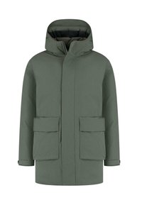 Groene geïsoleerde jas met een capuchon, twee grote voorzakken, ritssluiting en uitgesproken naden. Soepele textuur, modern design.