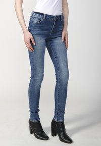 Koroshi LARGO - Aptempti džinsai - azul osc   dark blue