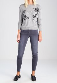 Guess Strickpullover - mottled grey