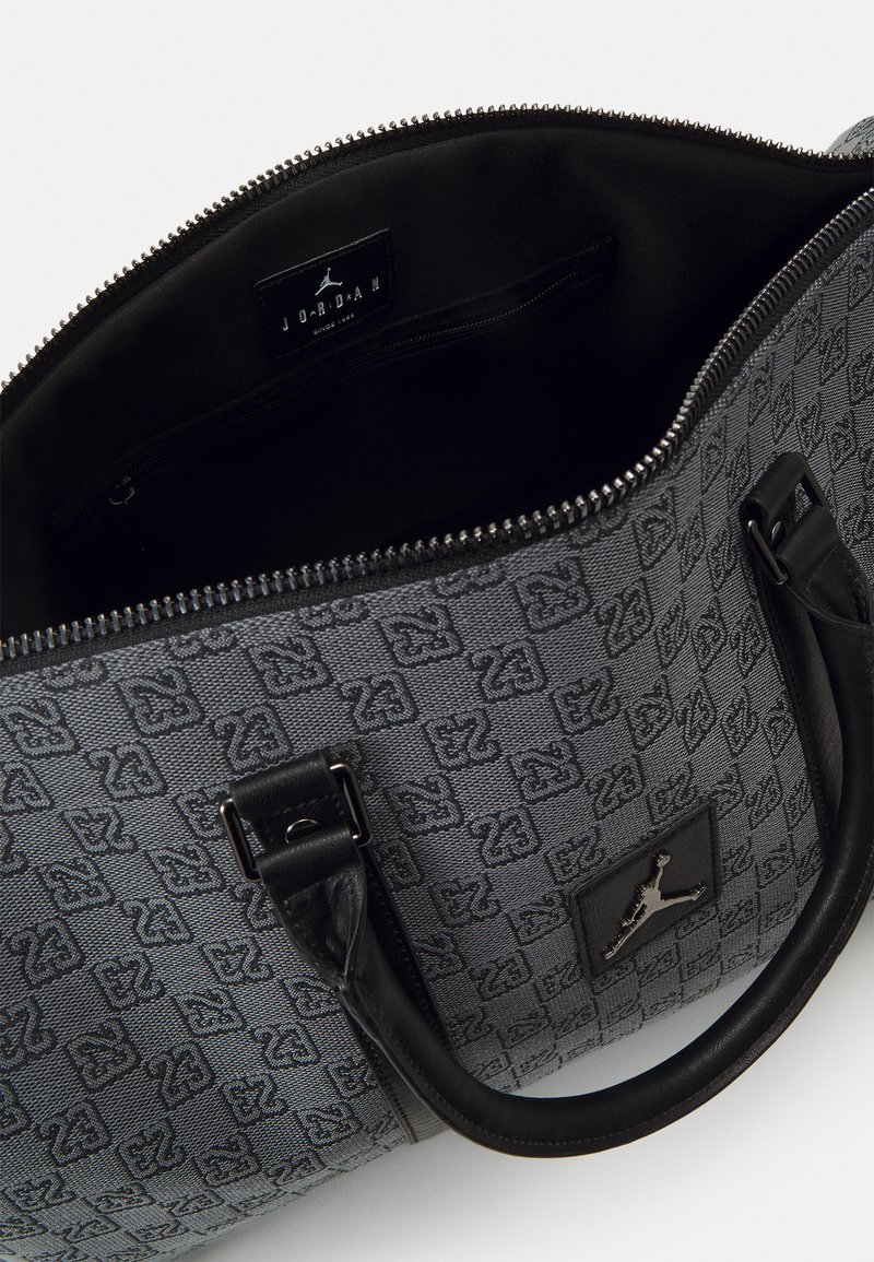 Jordan Monogram Duffle Bag (25L) 