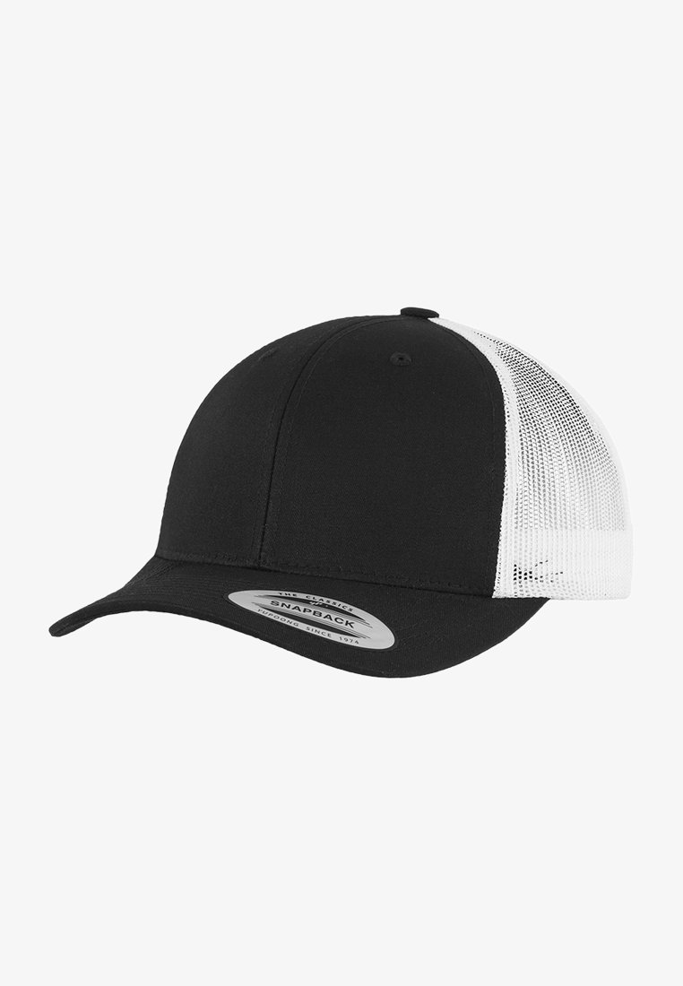 Svart snapback-caps med solid front og hvite mesh-sider. Har en krummet skygge og en størrelsejusterbar stropp bak.