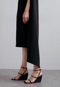 Wandler GAIA STRAPPY - Wedge sandals - black