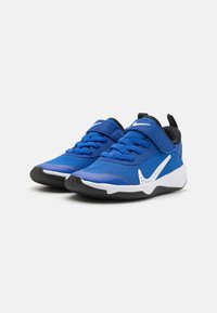 Nike Performance OMNI MULTI-COURT - Trainers - game royal/white/black