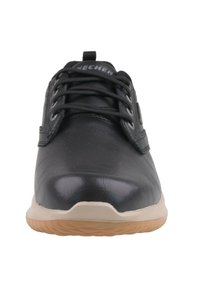 Skechers Zapatos con cordones - schwarz