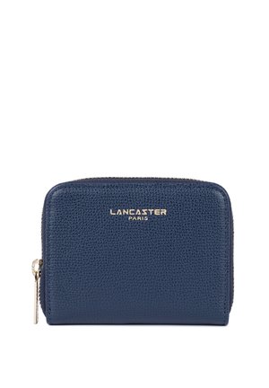 Navyblauwe leren portemonnee met een gestructureerd oppervlak, gouden beslag en een ritsluiting. Kenmerkt zich door het prominente "Lancaster Paris"-logo.