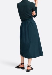 Rich & Royal Strickpullover - dark green