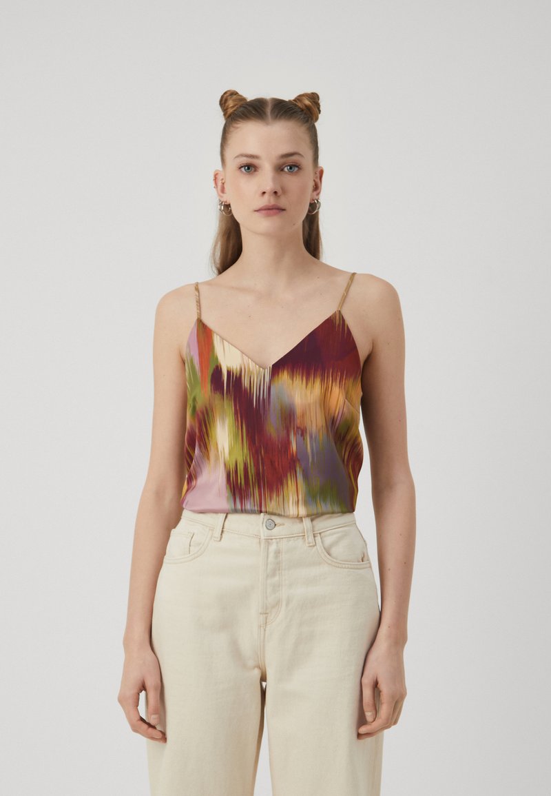 VILA VIKELLY SINGLET - Viršus - camel