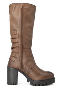 Stivale in pelle marrone fino al ginocchio con un tacco nero chunky, cerniera laterale e cinturini decorativi lungo il gambale. Suola texturizzata per una buona aderenza.