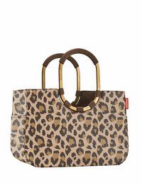 Tote-Bag mit Leopardenmuster aus synthetischem Material mit braunen Akzenten. Verfügt über goldfarbene Hardware und zwei runde Griffe.