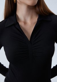 Anna Field Hosszú ujjú felső - black