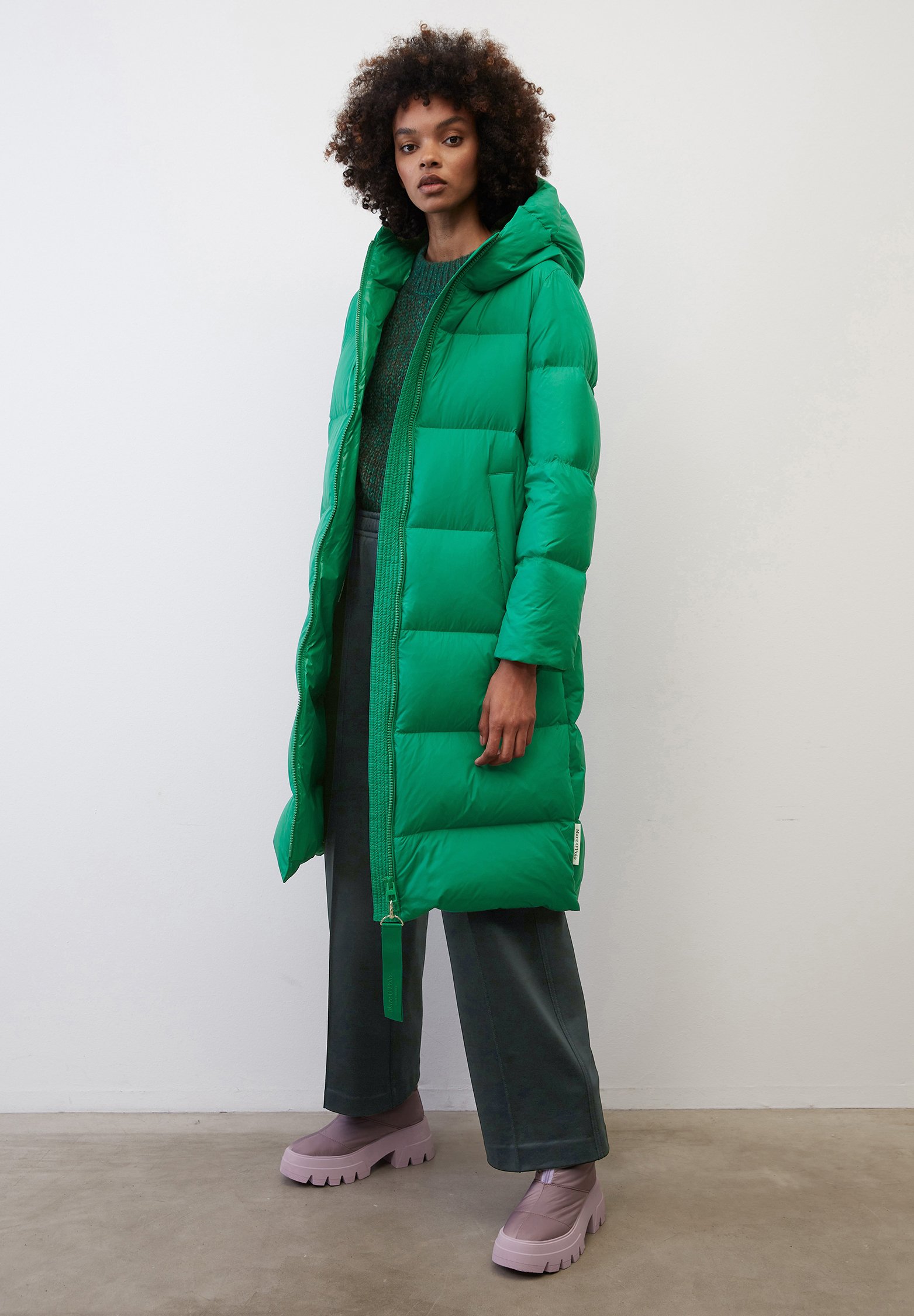 SIDE SLITS - Down coat - shiny emerald 