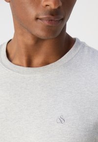 Scotch & Soda CORE LOGO  - Basic T-shirt - grey melange