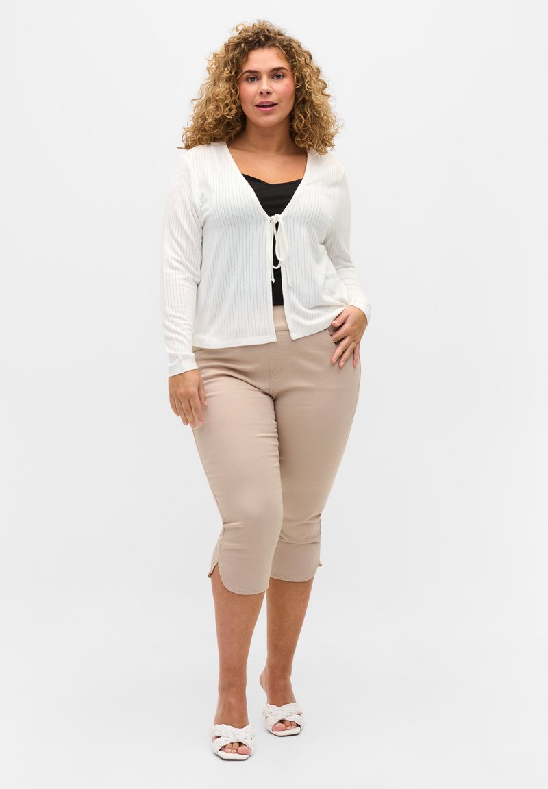 Damen Strickjacken | Zizzi WITH TIE-STRING Strickjacke white/weiß - VF18002 Damen Strickjacken | Zizzi WITH TIE-STRING Strickjacke white/weiß - VF18002