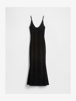 Črna obleka brez rokavov s potiskom leopardjega vzorca, z izrezom v obliki skodelice in razširjenim spodnjim robom. Izdelana iz mehke, teksturirane tkanine.