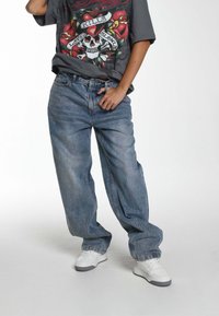 Ed Hardy ONLY LIVE ONCE - Relaxed fit -farkut - blue