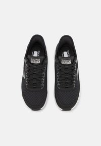 Skechers GO RUN CONSISTENT  - Trainers - black/silver