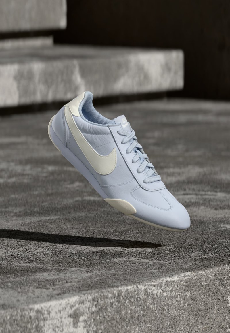 SPRINT SISTER 2026 football grey/sail/light blue