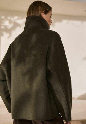 Next, PETITE FIT - N.PREMIUM HANDSEWN FUNNEL NECK SHORT COAT - Summer jacket - olive green