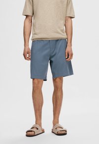 Selected Homme - SLHREGULAR BILL FLEX - Shorts - bering sea Thumbnail Image 1