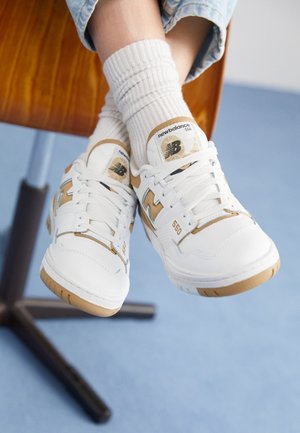 550 W - Zapatillas - white