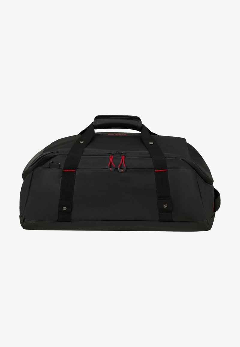 Sac de sport noir avec double poignées, accents rouges, fermetures éclair robustes et texture lisse. Doté d'une large ouverture et d'une poche zippée extérieure.