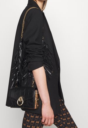 Pinko, Sac bandoulière - black