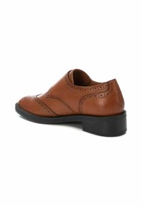 Carmela Zapatos sin cordones - camel