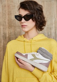 MAGIC BASKET MID ICONA  - Sapatilhas de cano alto - white/antler/flint gray