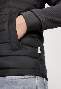 Selected Homme Väst - black