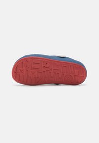 Tommy Hilfiger SOLEIL UNISEX - Mules - blue/white