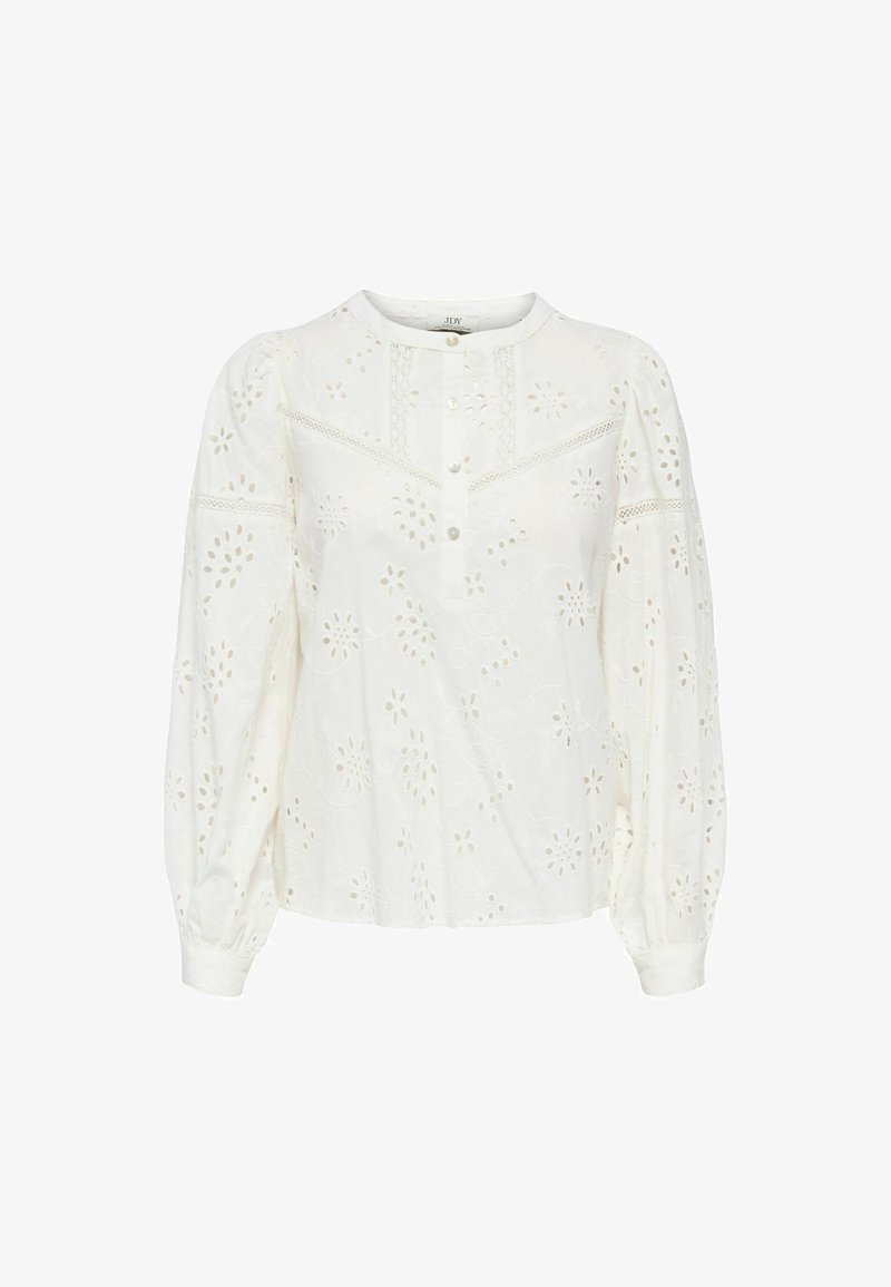 Blouse blanche ornée d'une broderie florale complexe, avec un col rond, une fermeture à boutons, et des manches longues bouffantes avec des poignets ajustés.