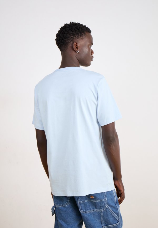 AITKIN CHEST - Print T-shirt - skyway2