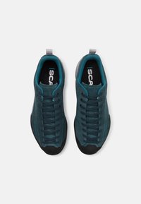 Scarpa MOJITO GTX UNISEX - Sapatos de caminhada - petrol