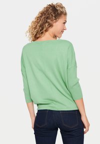 Saint Tropez MILASZ R-NECK - Svetr - zephyr green