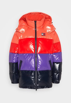 Tommy Jeans HIGH GLOSS ALASKA - Μπουφάν με πούπουλα - burnt vermillion