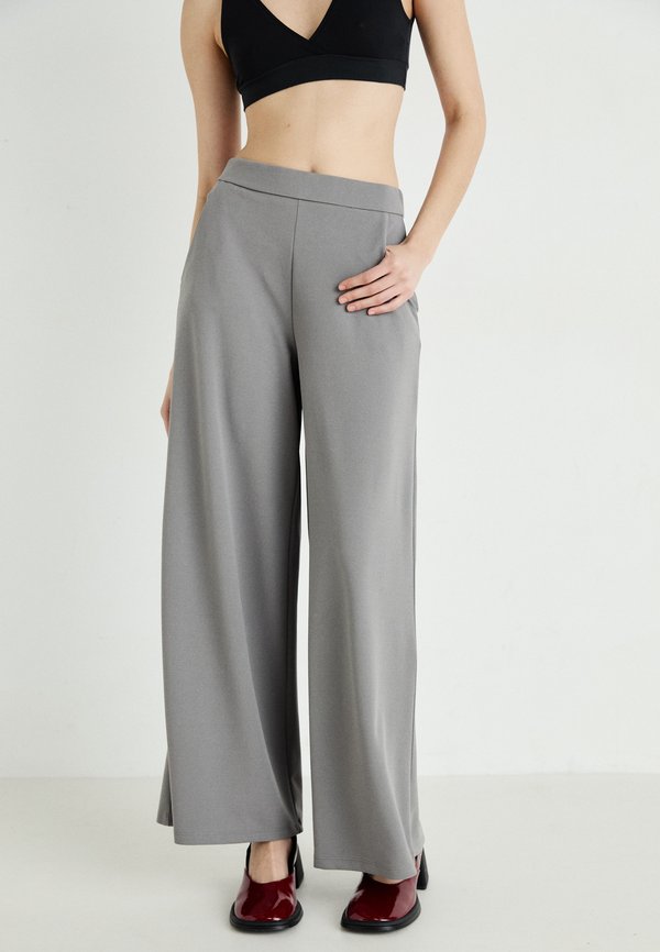 JDYTANJA WIDE FLOWY PANT - Stoffhose - steel gray