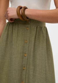 Vero Moda VMMELANEY BUTTON CALF - Krilo A-kroja - laurel wreath